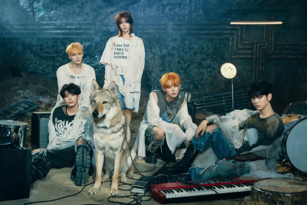 TXT Spends 2nd Week In Top 20 Of Billboard